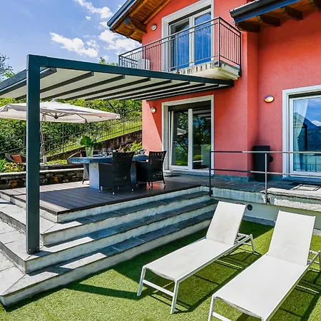 Mit Panorama-seeblick