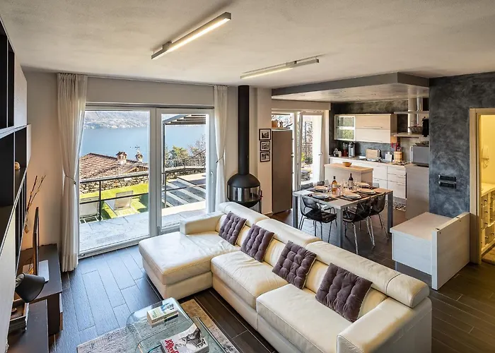 Mit Panorama-seeblick Casa de Férias