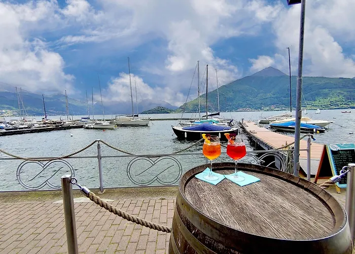 Mit Panorama-seeblick Casa de Férias