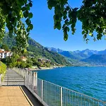 Mit Panorama-seeblick