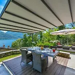 Mit Panorama-seeblick Hébergement de vacances *